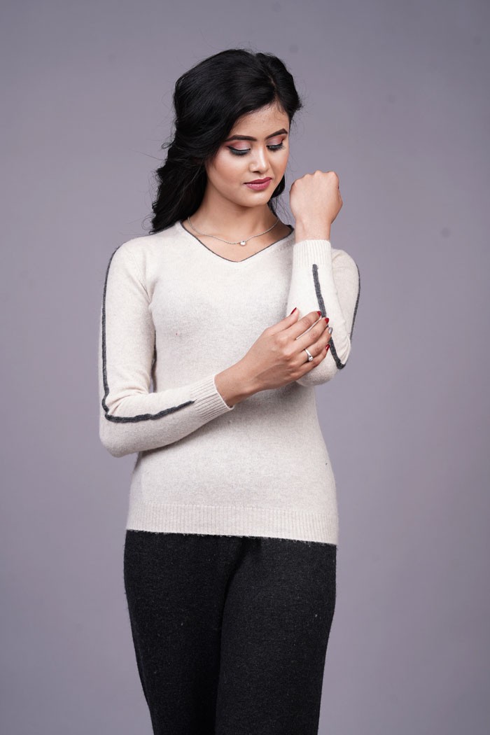100% Pure Cashmere V-neck Jumper